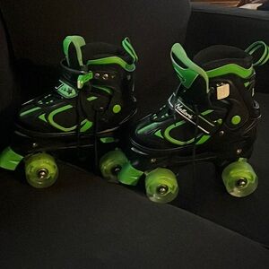 Kid skates US size 1Y-4Y